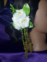 Load image into Gallery viewer, White Flower Hair Ornament
